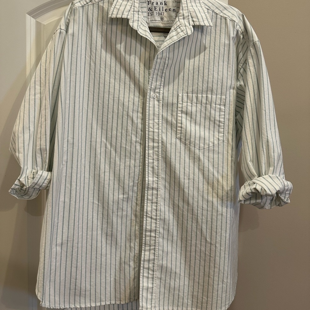 Frank & Eileen White and Green Casual Button Down Shirt